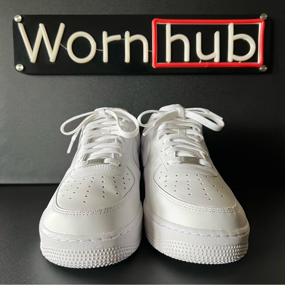 Nike Air Force 1 Low '07 Men's Triple White CW2288-111 Shoes Men’s Size 12 - Picture 3 of 8